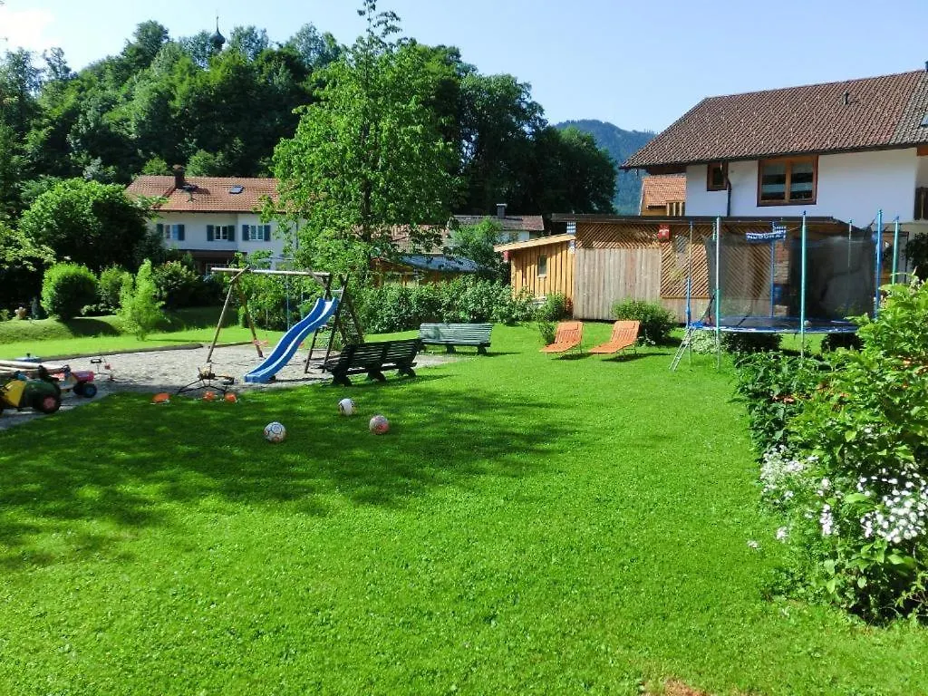 Apartment Ferienwohnungen Am Westernberg Inkl. Chiemgaukarte Ruhpolding